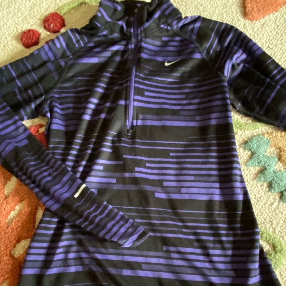 nike pull over